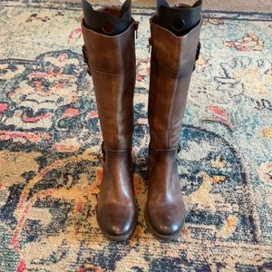 Arturo Chiang boots. EUC